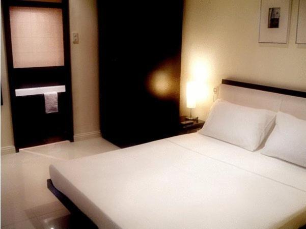 Lancaster Hotel Cebu Lapu-Lapu City Eksteriør bilde